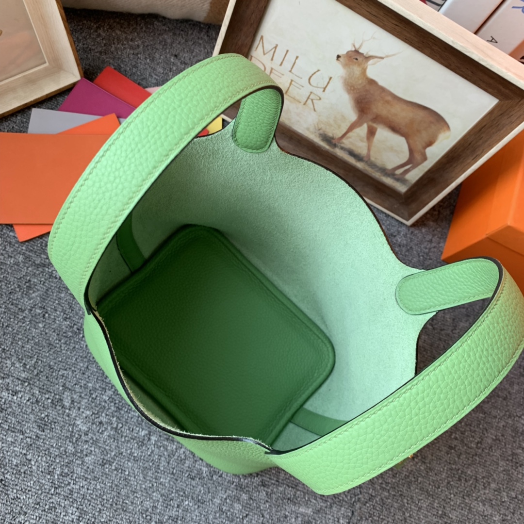 에르메스 피코탄18 아보카도그린 금장 끌레망스 가죽